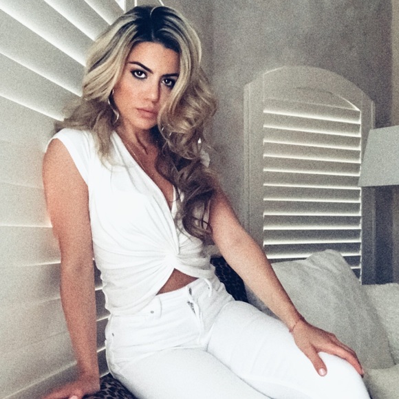 1L LEFT! twist knot white top - Picture 3 of 8